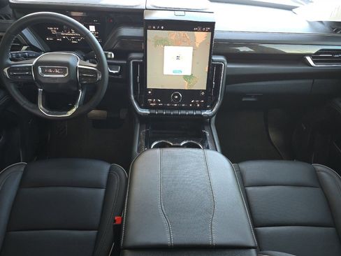 Used 2025 GMC Yukon XL Elevation AWD/4WD image 13
