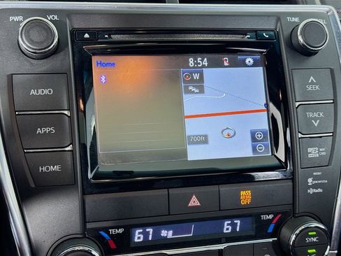 Used 2015 Toyota Camry XSE image 21