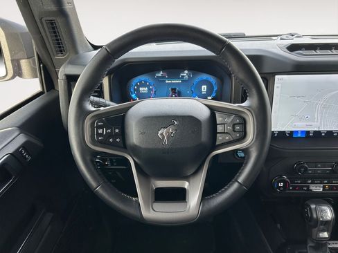 Used 2025 Ford Bronco Badlands AWD/4WD image 15