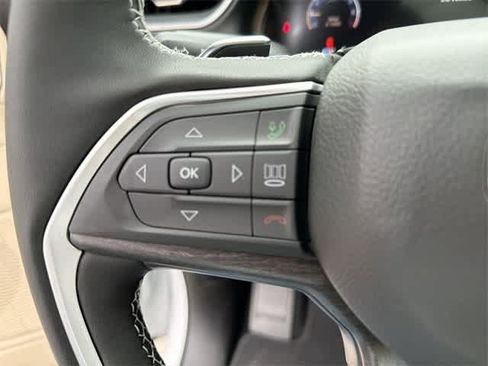 New 2025 Jeep Grand Cherokee L Limited image 26