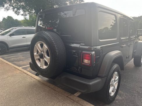 Used 2020 Jeep Wrangler Unlimited Sport S AWD/4WD image 10