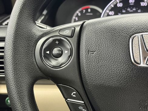 Used 2014 Honda Accord LX image 20