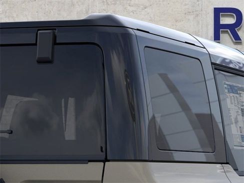 New 2025 Ford Bronco Outer Banks image 25