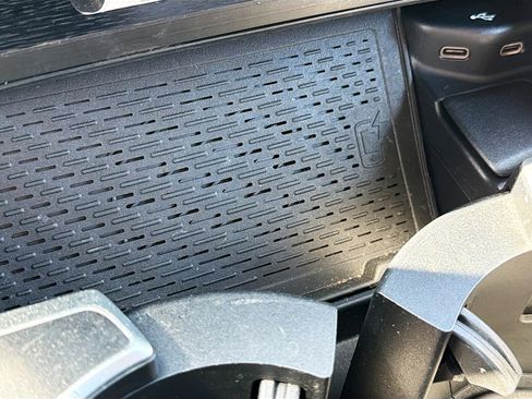 Used 2024 Mercedes-Benz GLE 53 AMG 4MATIC image 28