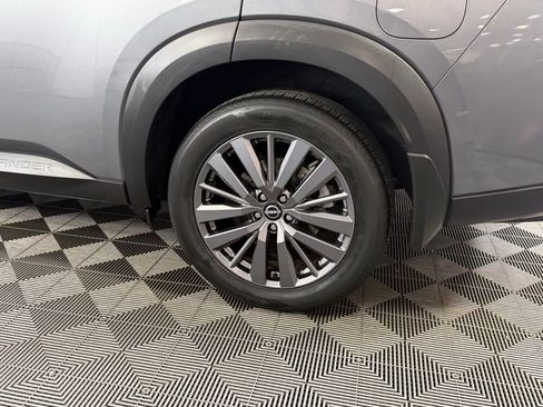 Used 2023 Nissan Pathfinder SL w/ SL Premium Package image 12