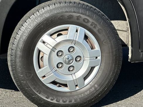 Used 2021 RAM ProMaster 2500 w/ Premium Appearance Group image 33