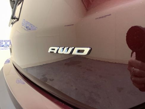 Certified 2022 Ford Edge SEL w/ Convenience Package image 16