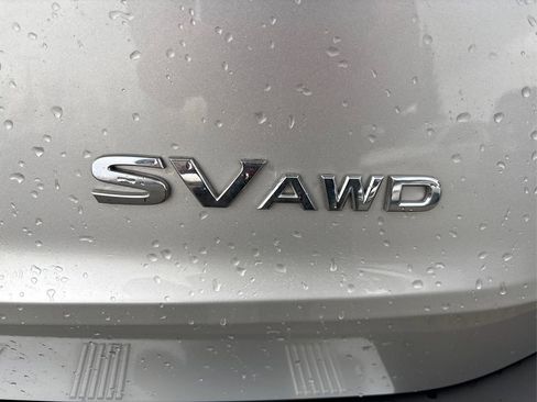 Used 2023 Nissan Rogue SV image 14