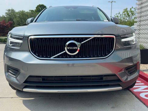 Used 2019 Volvo XC40 T5 Momentum AWD/4WD image 2