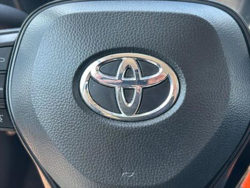 Certified 2025 Toyota Corolla LE FWD image 32