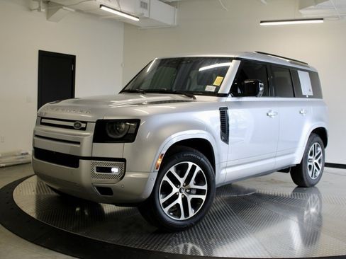 Used 2022 Land Rover Defender 110 XS Edition image 1