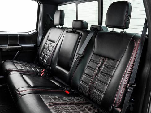 Used 2018 Ford F150 Lariat w/ Equipment Group 502A Luxury AWD/4WD image 17