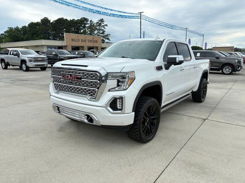 Used 2020 GMC Sierra 1500 Denali w/ Denali Ultimate Package AWD/4WD image 2