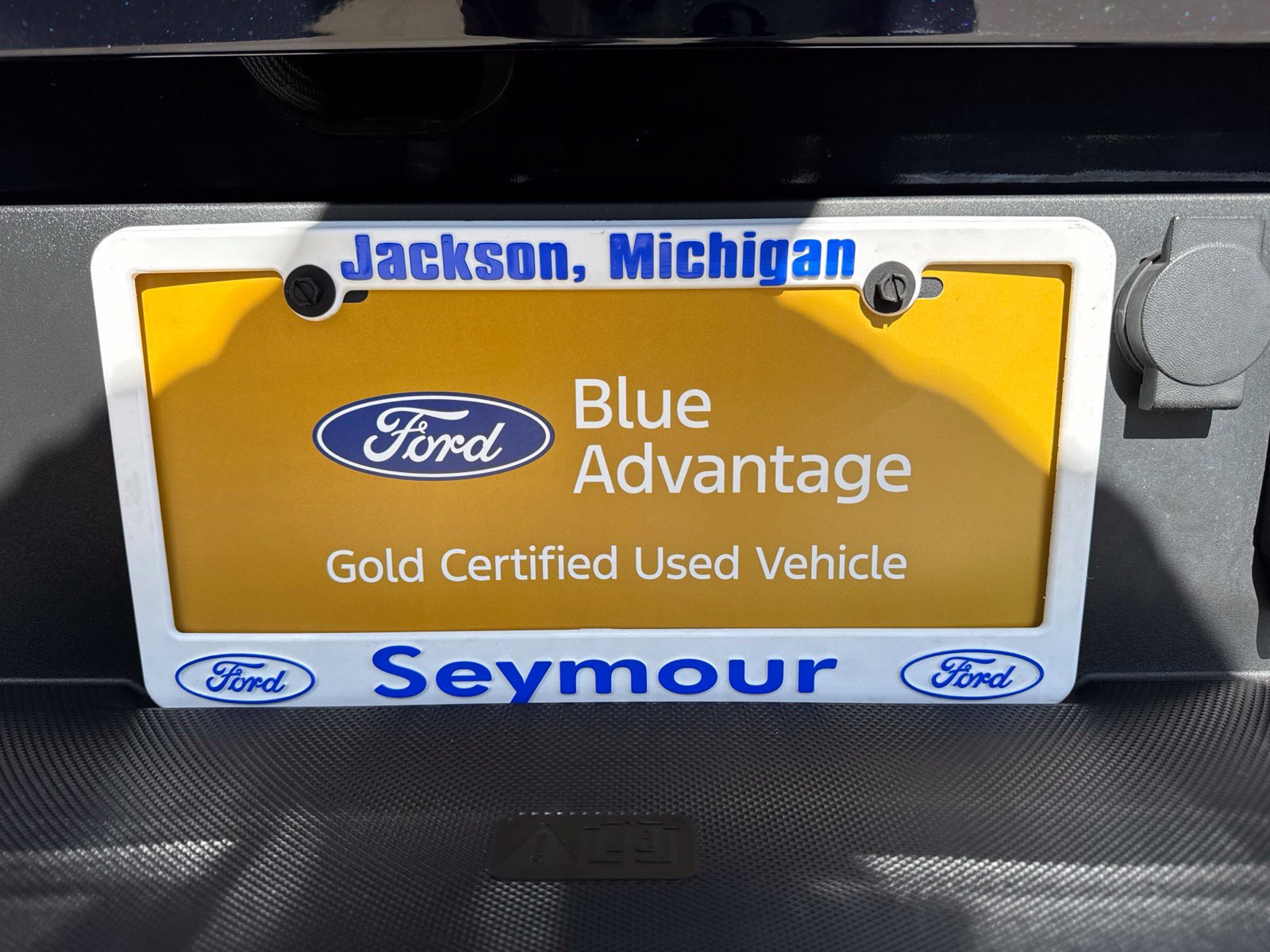 Certified 2024 Ford F150 XLT w/ Equipment Group 302A MID AWD/4WD image 15