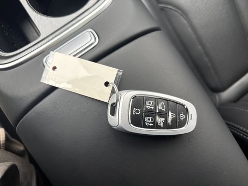 Used 2022 Hyundai Santa Fe Calligraphy image 30