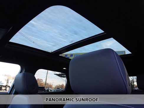 Used 2024 Chevrolet Blazer RS w/ Driver Confidence II Package image 3