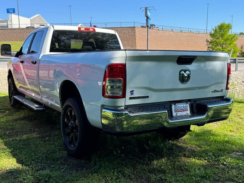 Used 2024 RAM 3500 Big Horn AWD/4WD image 6