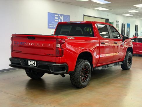 Used 2022 Chevrolet Silverado 1500 Custom Trail Boss w/ LPO, Dark Essentials Package AWD/4WD image 6