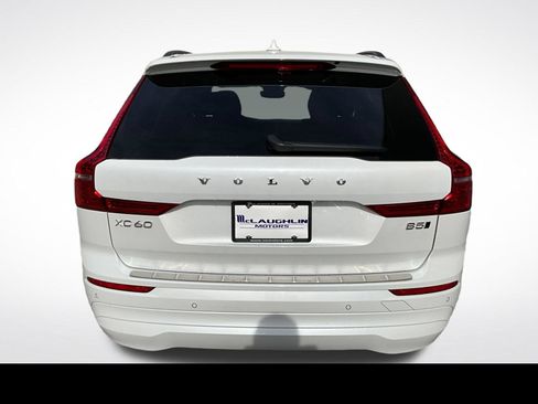 Certified 2023 Volvo XC60 B5 Core w/ Climate Package AWD/4WD image 12