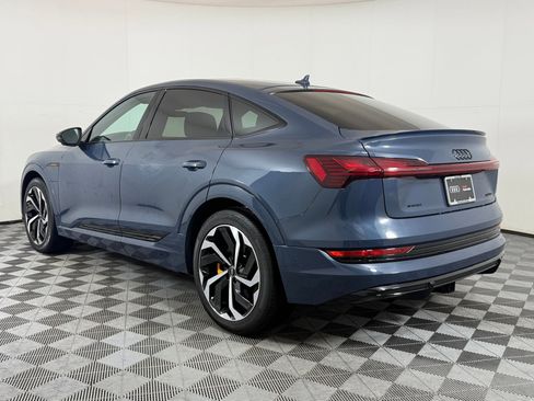 Used 2023 Audi e-tron Premium Plus w/ Premium Plus Package image 3