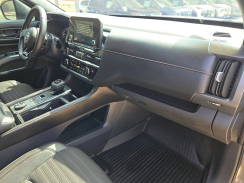 Certified 2025 Nissan Pathfinder Rock Creek AWD/4WD image 28