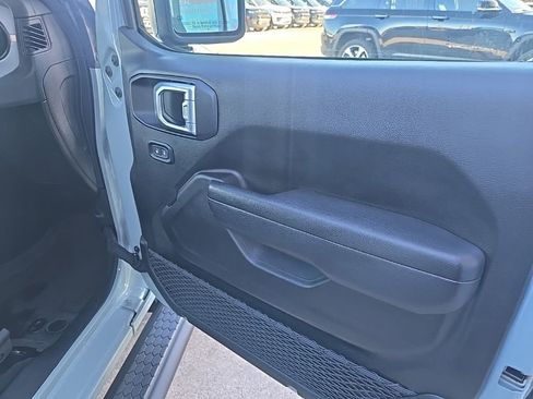 Used 2024 Jeep Wrangler Sport AWD/4WD image 71