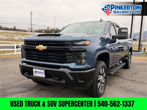 Used 2025 Chevrolet Silverado 2500 W/T w/ WT Convenience Package image 9