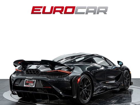 Used 2021 McLaren 765LT RWD image 5