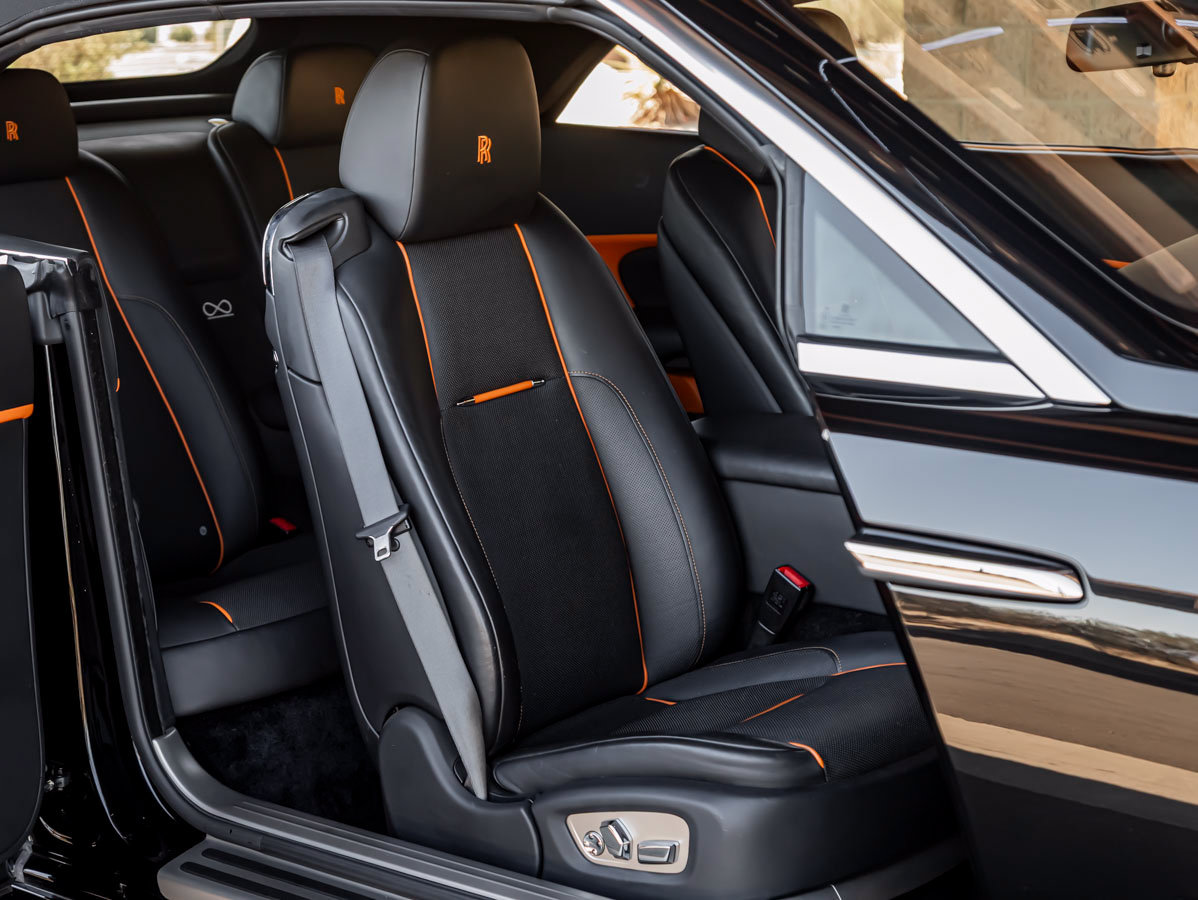 Certified 2018 Rolls-Royce Dawn RWD image 32