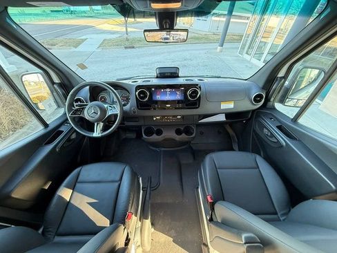 New 2025 Mercedes-Benz Sprinter 3500 image 26