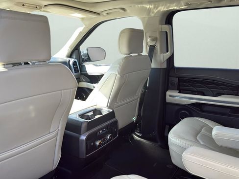 Used 2019 Ford Expedition Max Platinum image 52