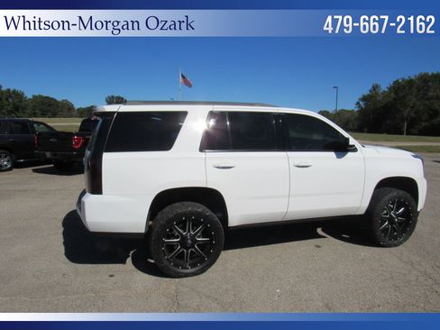 Used 2017 GMC Yukon SLE w/ SLE Value Package image 15