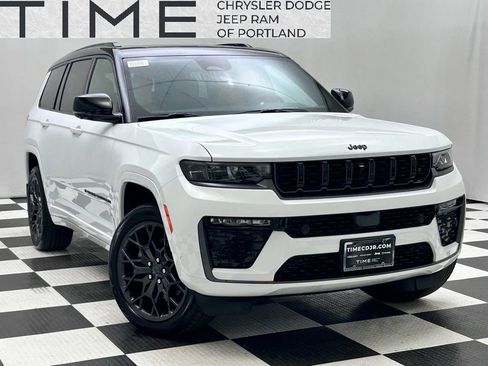 New 2026 Jeep Grand Cherokee L Summit AWD/4WD image 1