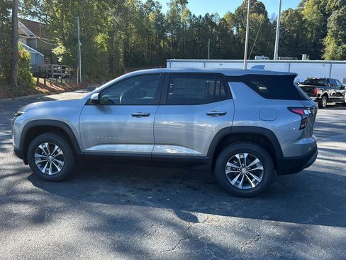 New 2026 Chevrolet Equinox LT w/ Convenience Package II image 3