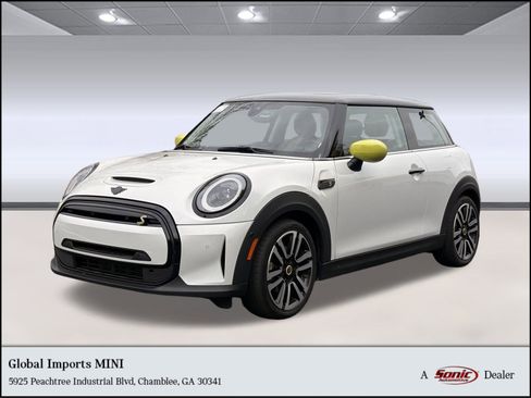 Certified 2024 MINI Cooper SE image 1