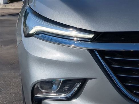 Used 2024 Buick Enclave Premium image 10