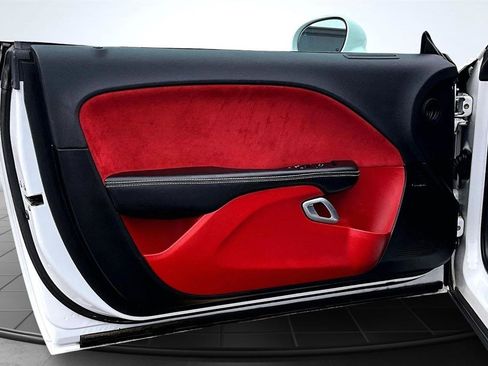 Used 2018 Dodge Challenger SRT image 20