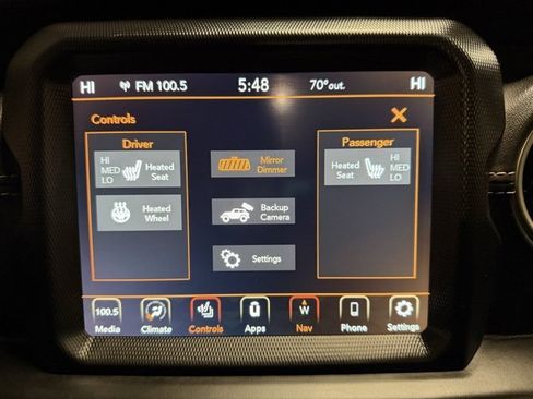 Used 2023 Jeep Wrangler Unlimited Sahara w/ Cold Weather Group image 39