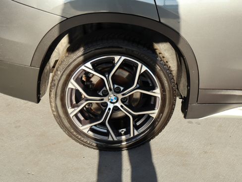 Used 2020 BMW X1 xDrive28i image 5