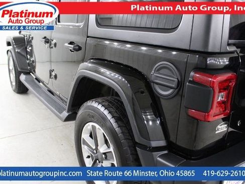 Used 2019 Jeep Wrangler Unlimited Sahara w/ Safety Group AWD/4WD image 41
