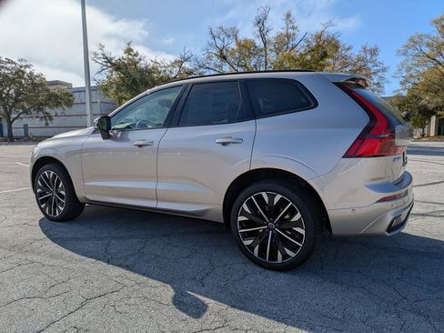 New 2026 Volvo XC60 B5 Ultra w/ Protection Package Premier AWD/4WD image 4