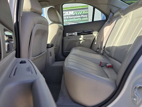 Used 2004 Lincoln LS RWD image 21