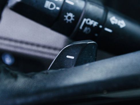 Used 2023 Honda Odyssey Elite image 16