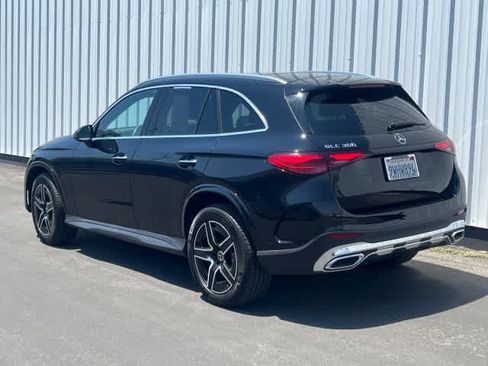 Used 2026 Mercedes-Benz GLC 300 image 4