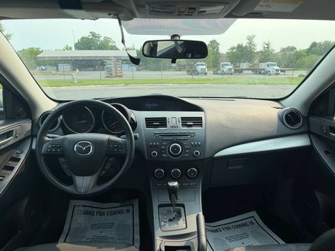 Used 2013 MAZDA MAZDA3 i Touring FWD image 15