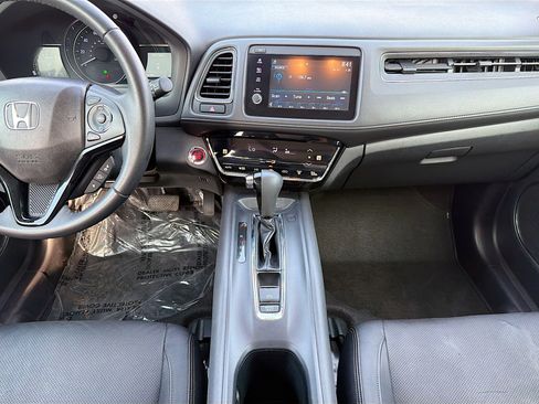 Used 2019 Honda HR-V EX-L image 17