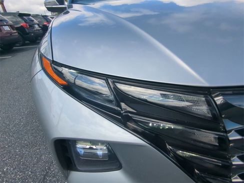 Used 2023 Hyundai Tucson Limited image 11