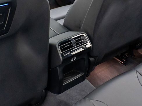 Used 2024 BMW i5 M60 w/ Executive Package image 18