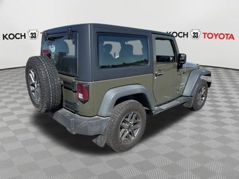Used 2015 Jeep Wrangler Sport image 8