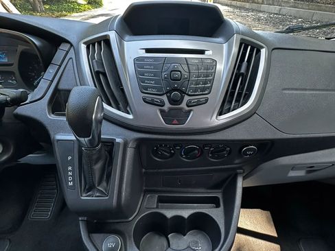 Used 2018 Ford Transit 350 XLT RWD image 37